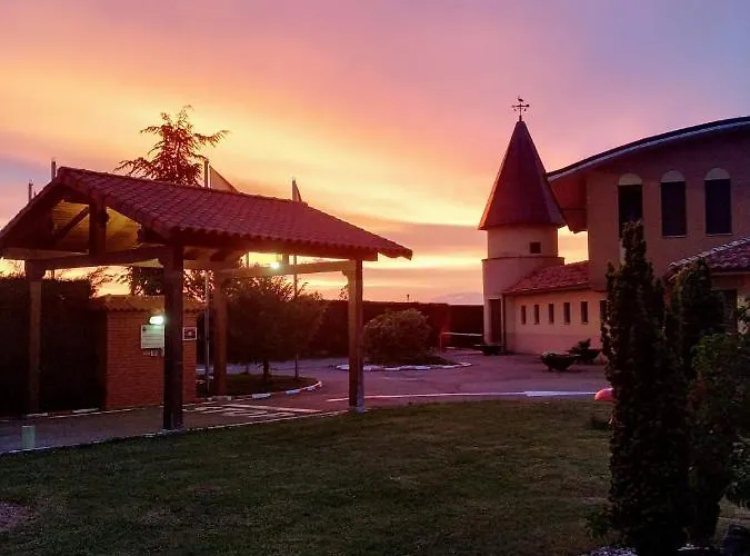 Cancun Leon 2* Ardón