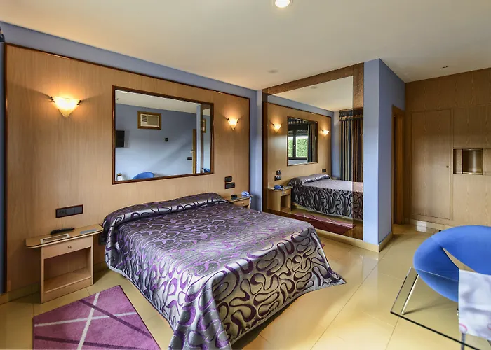 Cancun Leon 2* Ardón